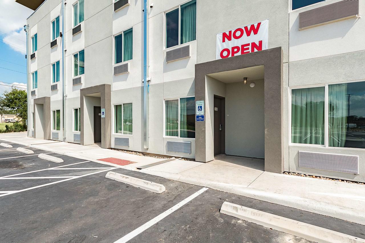 6 New Braunfels, Tx New Braunfels